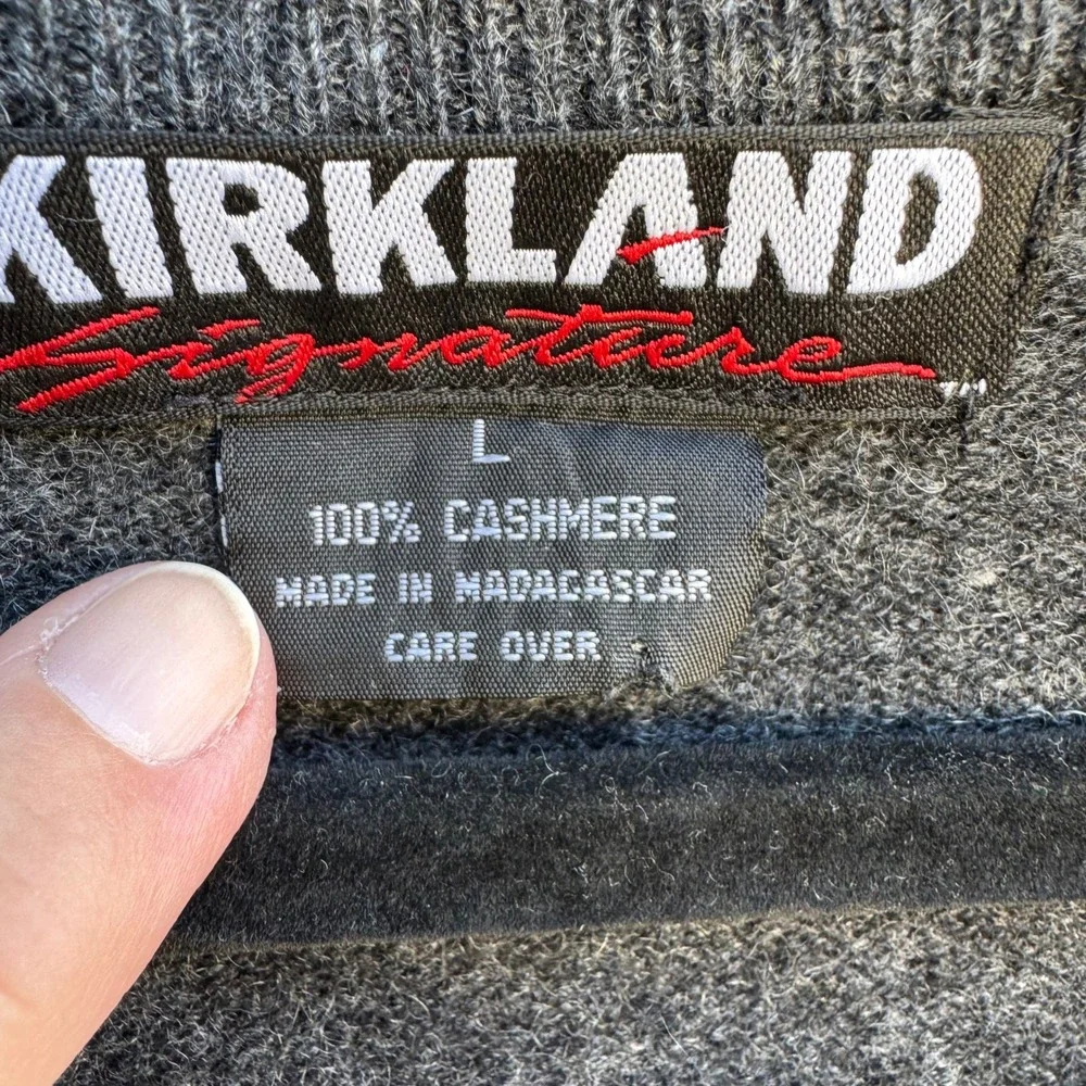 Kirkland Signature 100% Cashmere Quiet Luxury Minimalist Sweater Grey Mens L